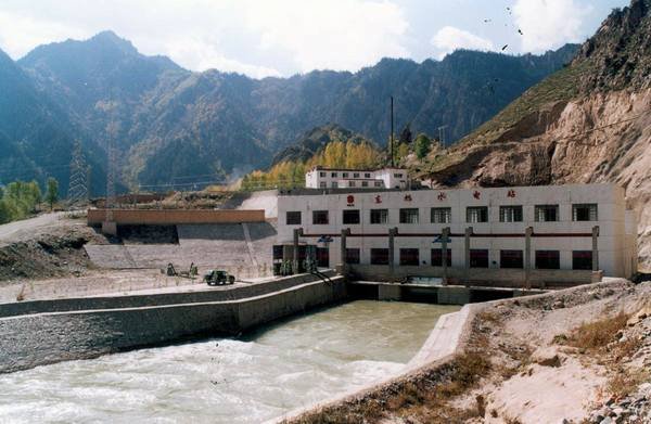 青海省門(mén)源縣東旭水電站