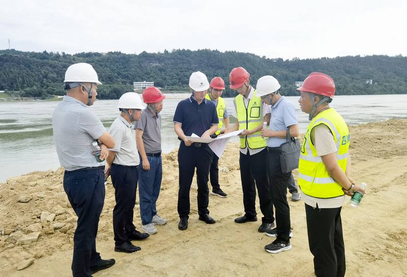 公司黨委書記、董事長(zhǎng)袁斌帶隊(duì)督導(dǎo)檢查亭子口灌區(qū)一期工程I標(biāo)項(xiàng)目工作