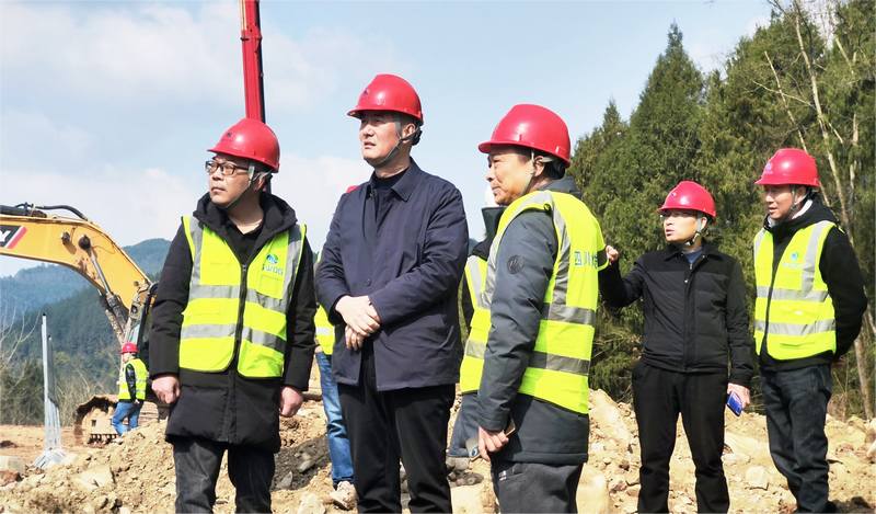袁斌帶隊調(diào)研重點(diǎn)項(xiàng)目復(fù)工復(fù)產(chǎn)和安全生產(chǎn)情況