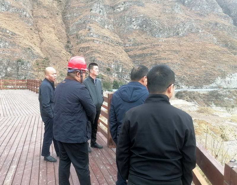 袁斌率隊督導漢源、威遠新開工項目建設工作