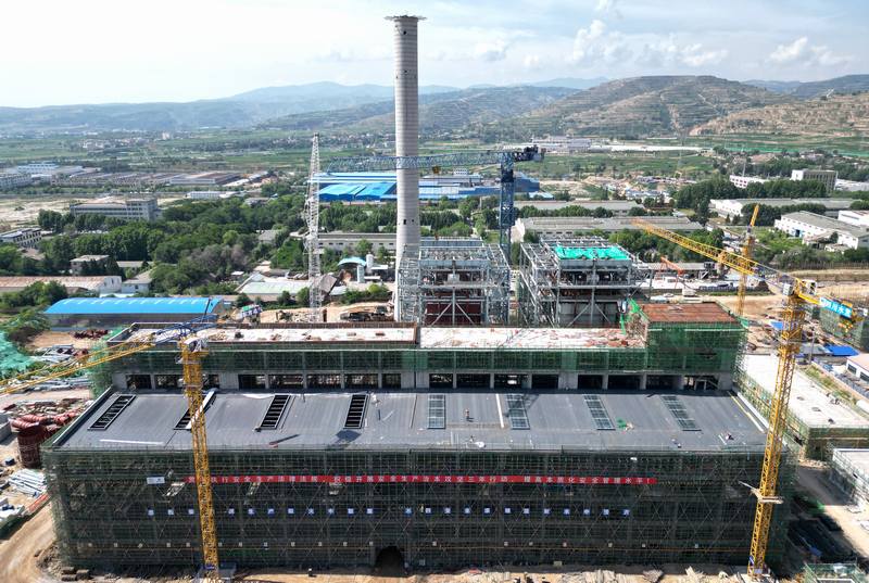 匠心澆筑，榮耀封頂——隴西熱電聯產項目主廠房結構全面封頂